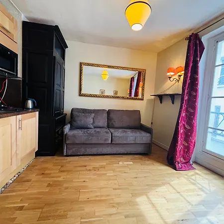 Dream Dwell Paris-studio 150m To Notre Dame Париж